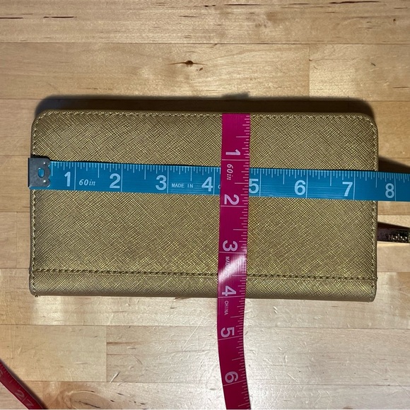 HOBO Gold Tone Leather Zipper Around Wallet - Picture 9 of 9